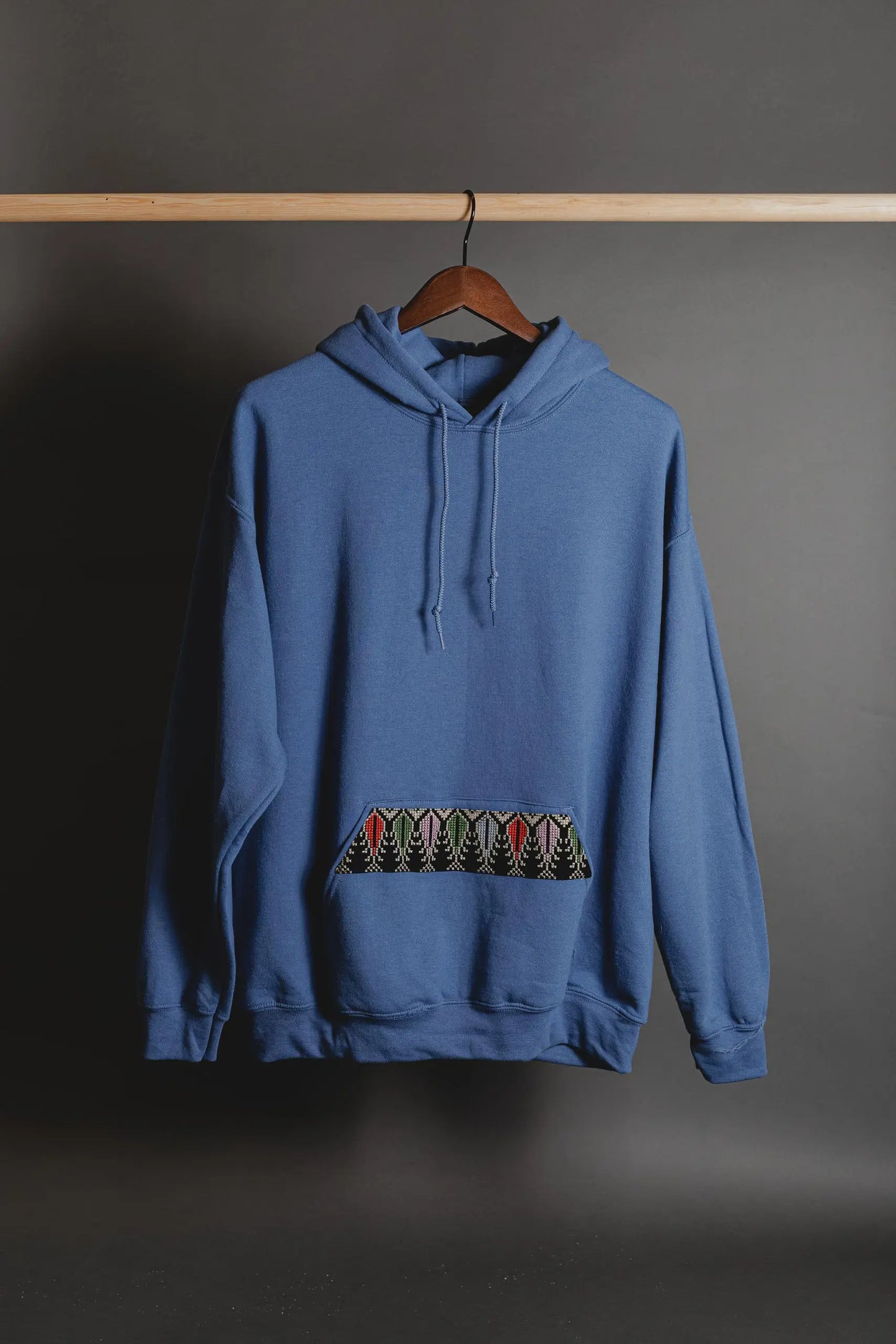 Black hoodie Keffiyeh Pattern embroidery detail