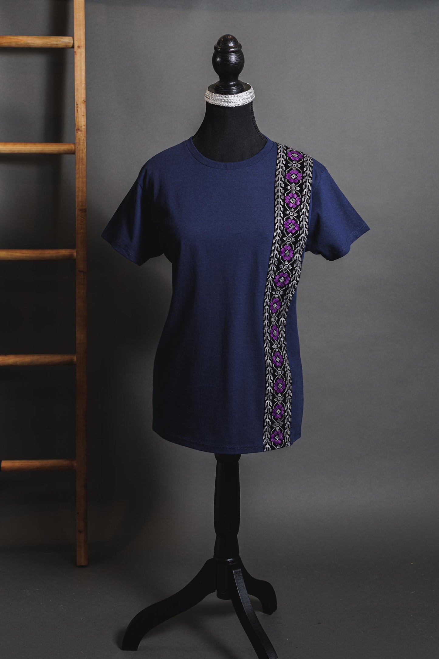Women's Tatreez T-shirt