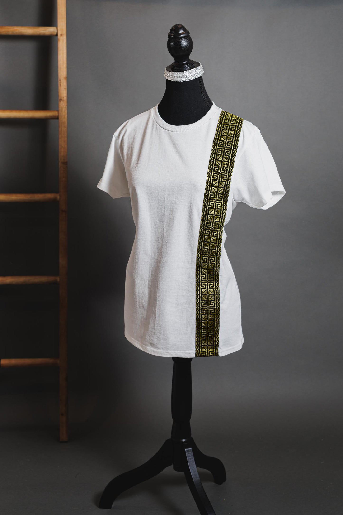 Women's Tatreez T-shirt