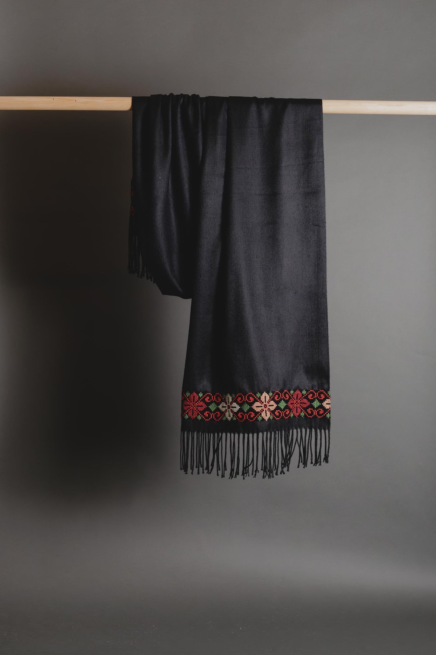 Palestinian Tatreez scarf handcrafted cultural winter accessory