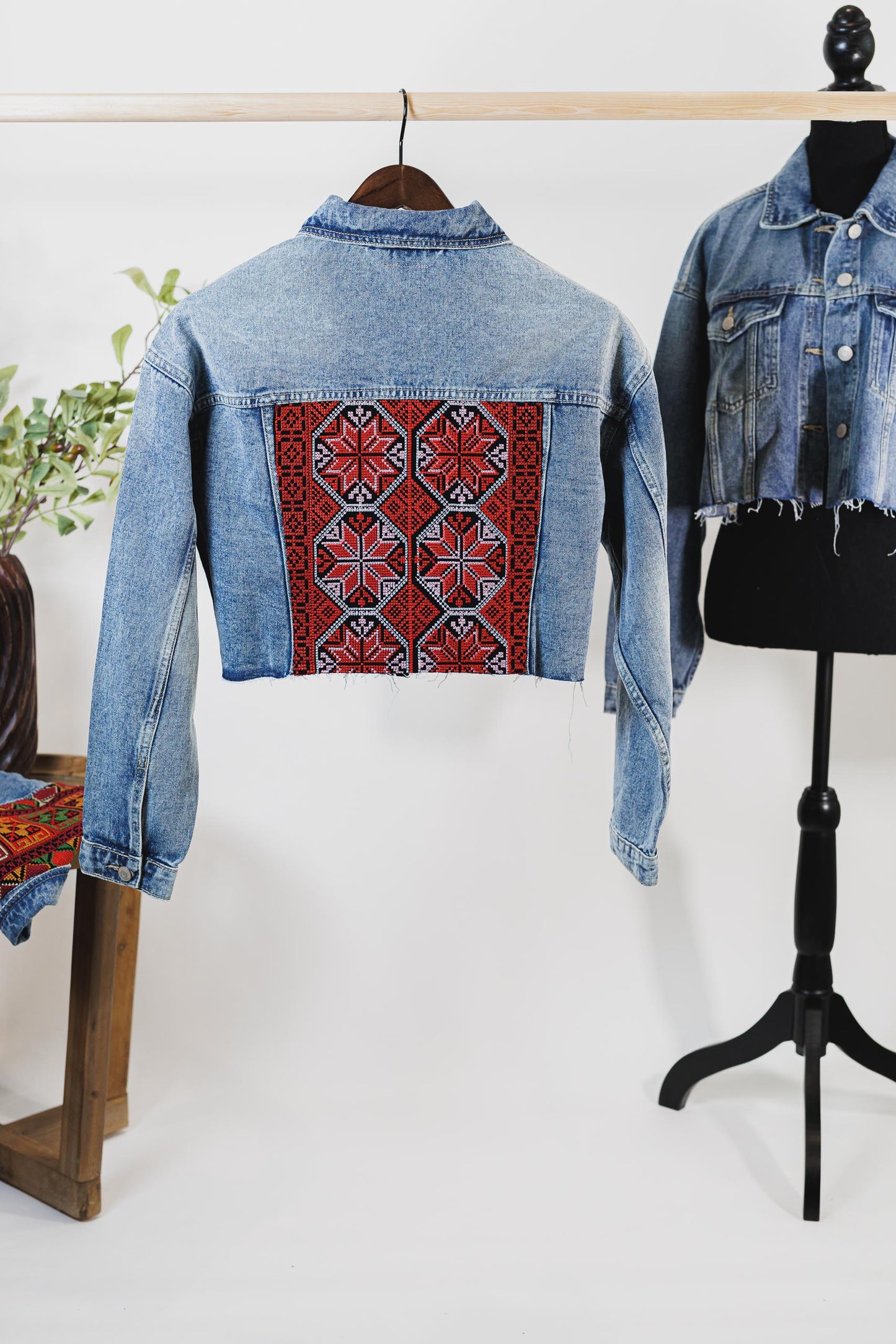 Embroidered Dark Blue Cropped Denim Jacket